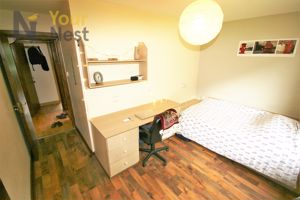 Photo 5- click for photo gallery